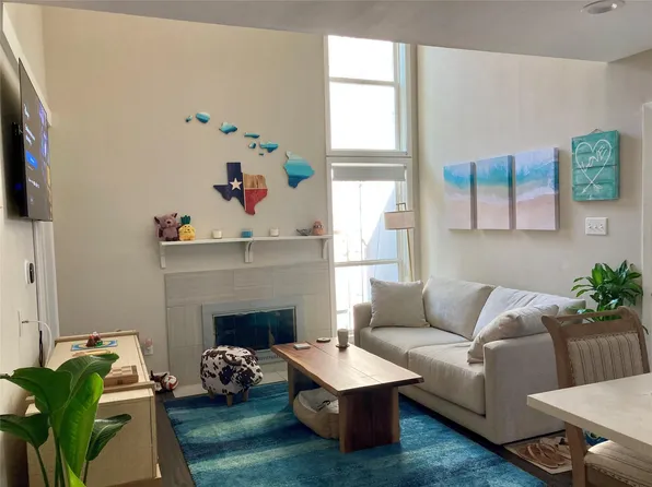 935 La Posada Dr #252, Austin, TX 78752