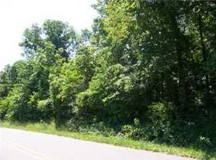 7 Leslie Rd, Boonville, IN 47601