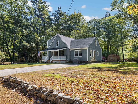 3rd image of 82 Fairview Drive