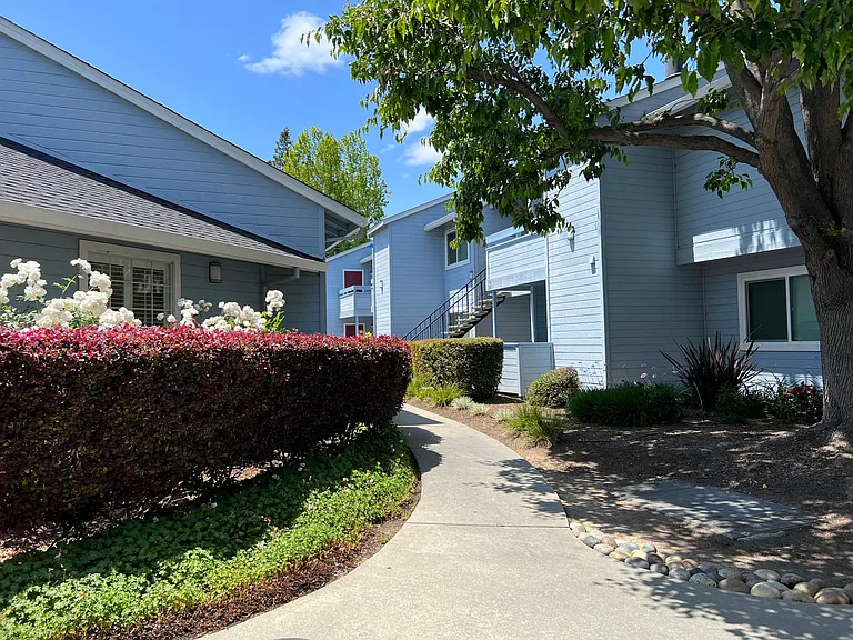 Windemere Apartments — Photo 33