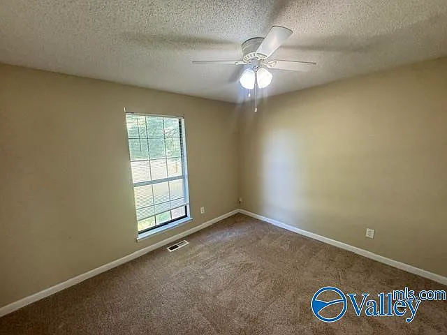 127 Colby Dr — Photo 17