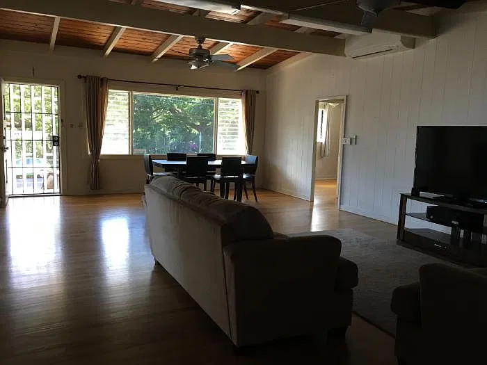 3 bed, 2.5 bath, 2090 sqft, $5,500 — Photo 3