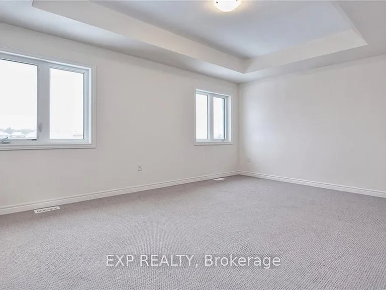 39 Morrison Dr — Photo 11
