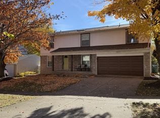 2447 Roanoke Dr, Ypsilanti, MI 48197