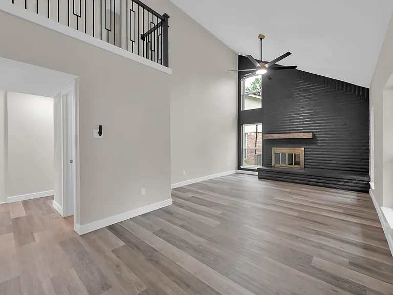 3526 Indian Forest Dr — Photo 4