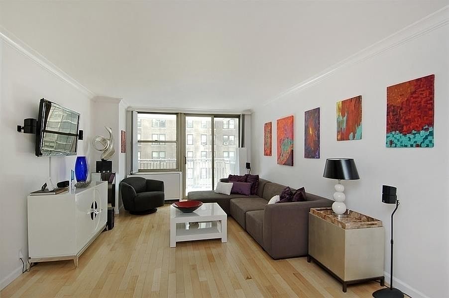 1st image of 301 E 79th St APT 7P