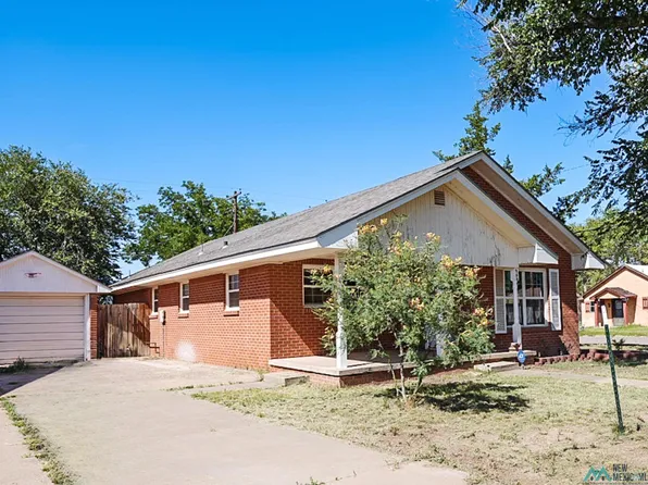 900 W 16th Ln, Portales, NM 88130
