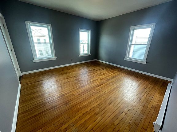 3rd image of 77 Fox St APT 2