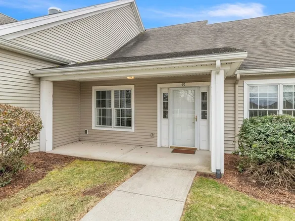 49 Ivy Cir Unit 49, Wilbraham, MA 01095