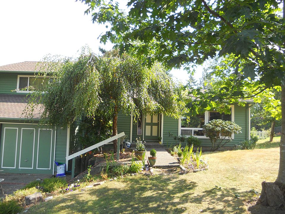 1st image of 3304 179th Ave NE