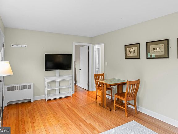 4th image of 12131 Waples Mill Rd