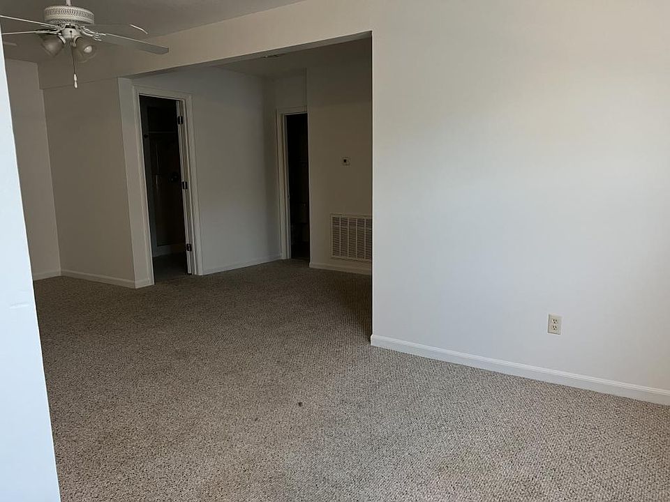 1st image of 800 New York St