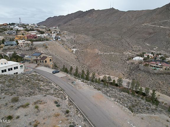3rd image of 16 Lone Crest Dr