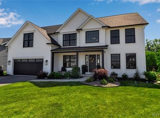 8965 Willyoungs Overlook, Clarence, NY 14031