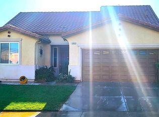 1433 Half Moon Ln, Beaumont, CA 92223