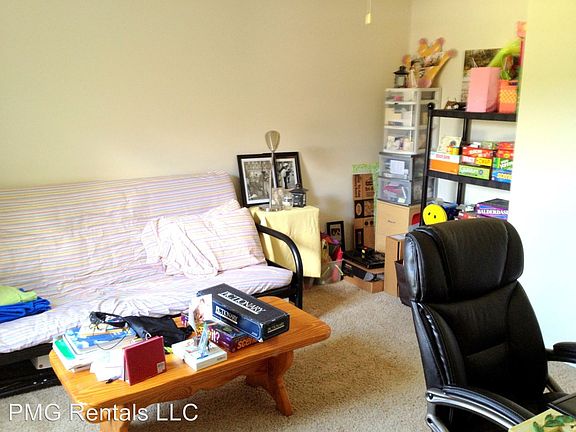 2nd image of 1206 Beaver Creek Dr #A