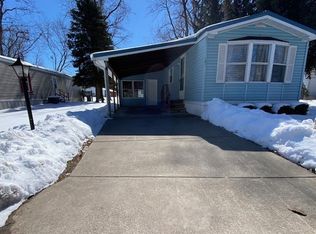 3926 Lockport Olcott Rd, Lockport, NY 14094