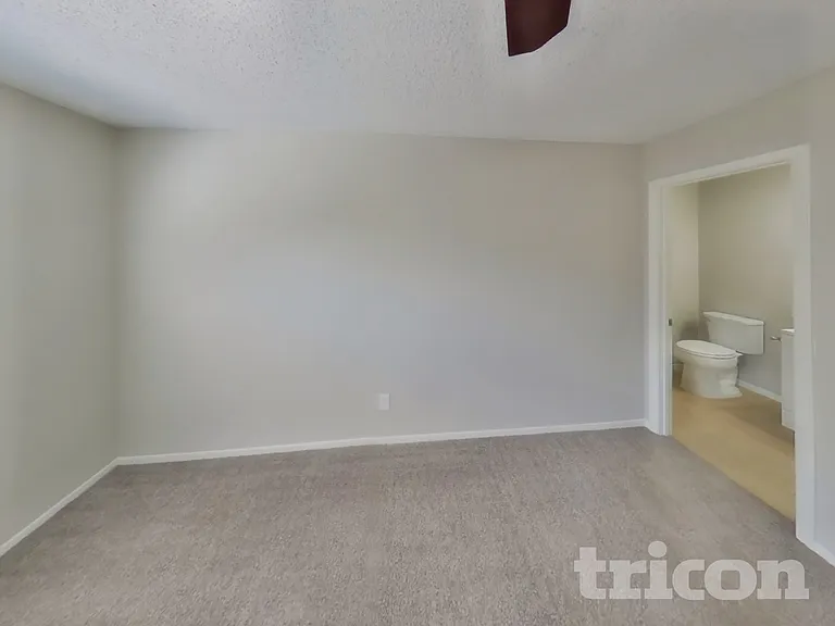 824 Hollow Creek Rd — Photo 10