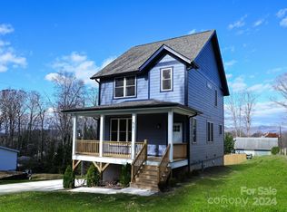 52 Fox Dr, Asheville, NC 28803