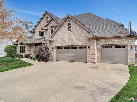 2nd image of 6816 Forest Lake Blvd