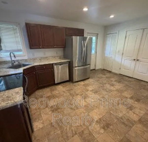 2321 Smoke Dr #B-2 — Photo 1