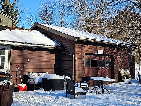 2nd image of 5001 Salt Works Rd