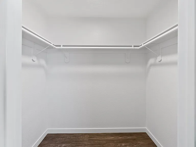 Villa Del Sol Apartments — Photo 16