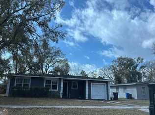 4521 Tarpon Dr, Tampa, FL 33617