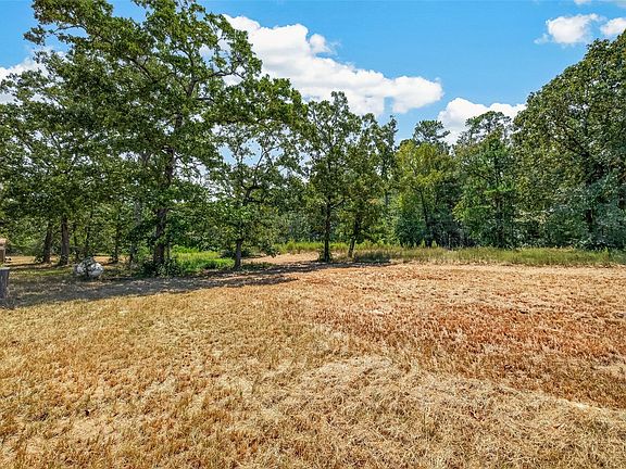 5th image of 27 Pinedale Subdivision Rd