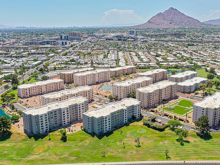 7920 E Camelback Rd #111 — Photo 32