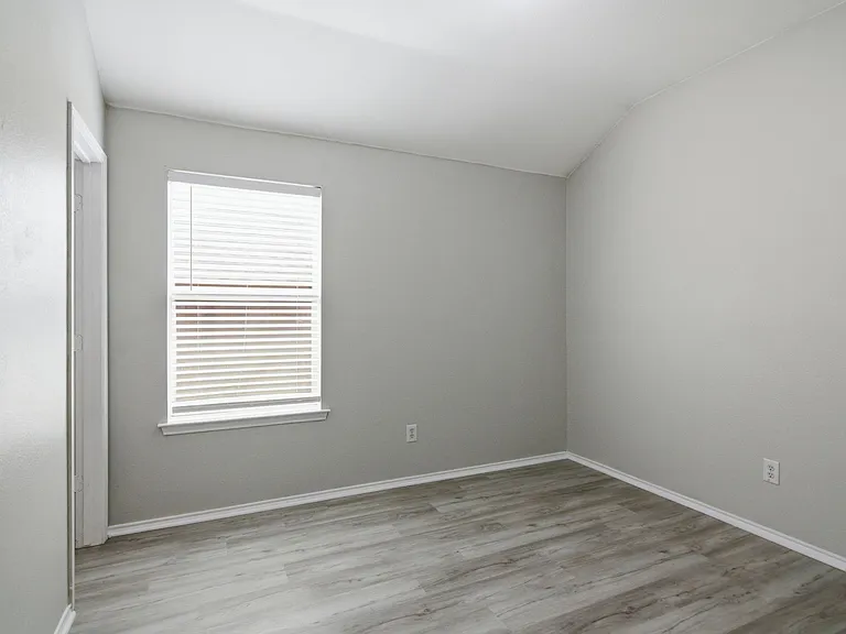 3804 Verde Dr — Photo 22