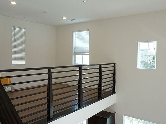 3rd image of 8564 Exposition St