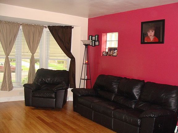 3rd image of 1810 N 18th Ave