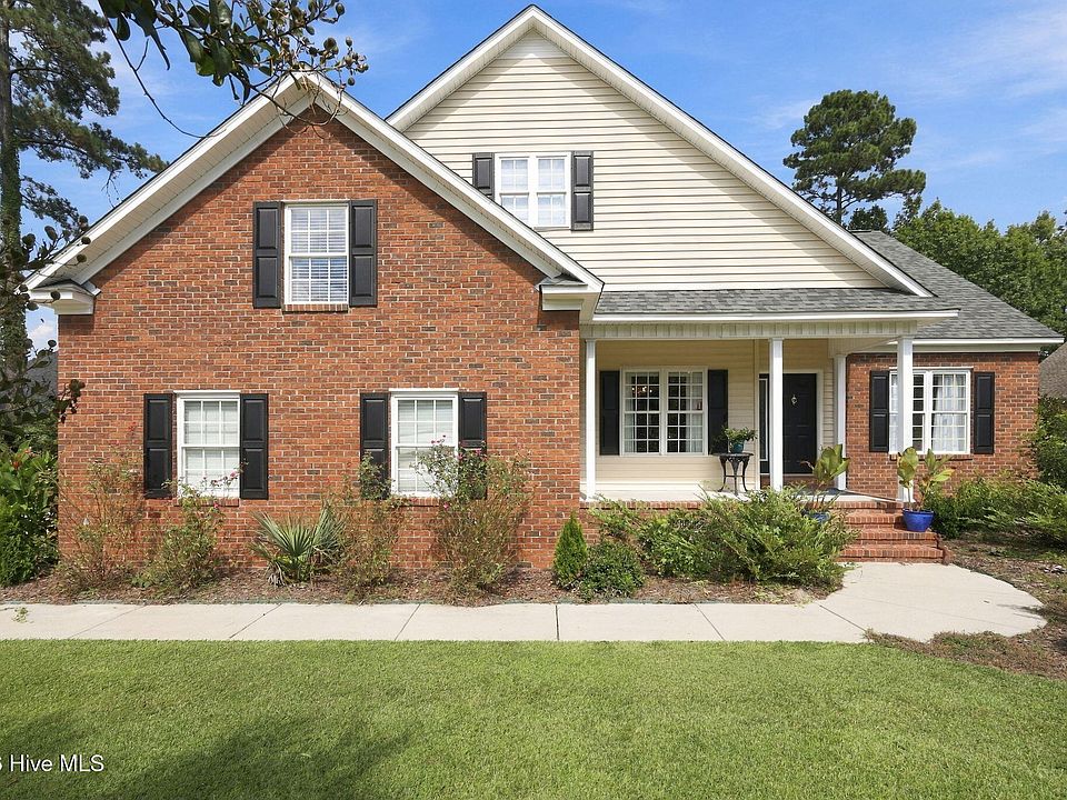1st image of 712 Taberna Circle