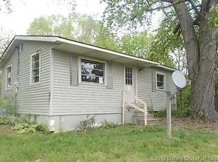 811 E County Line Rd, Underwood, IN 47177