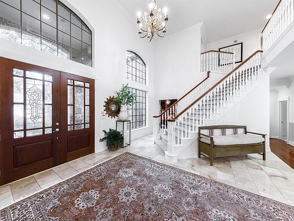 5th image of 1602 Kelliwood Oaks Dr