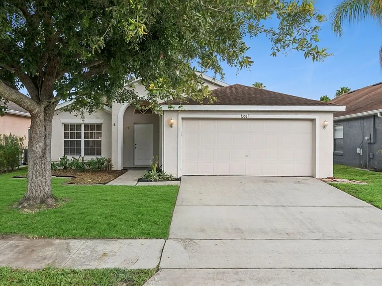13831 Guildhall Cir — Photo 1