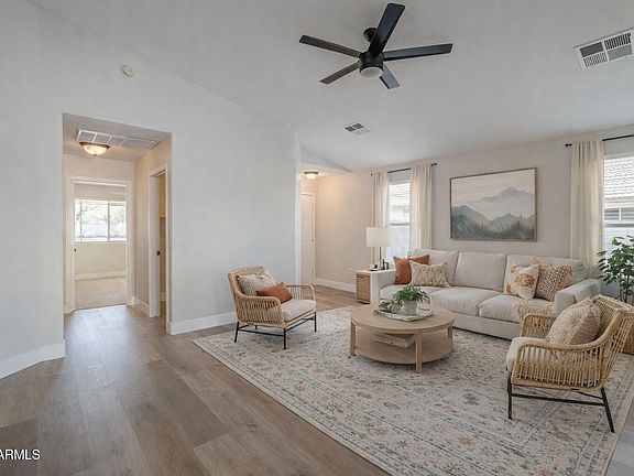 5th image of 2518 W Carson Rd