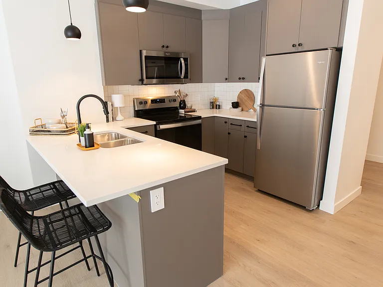 255 Bell Ave — Photo 16