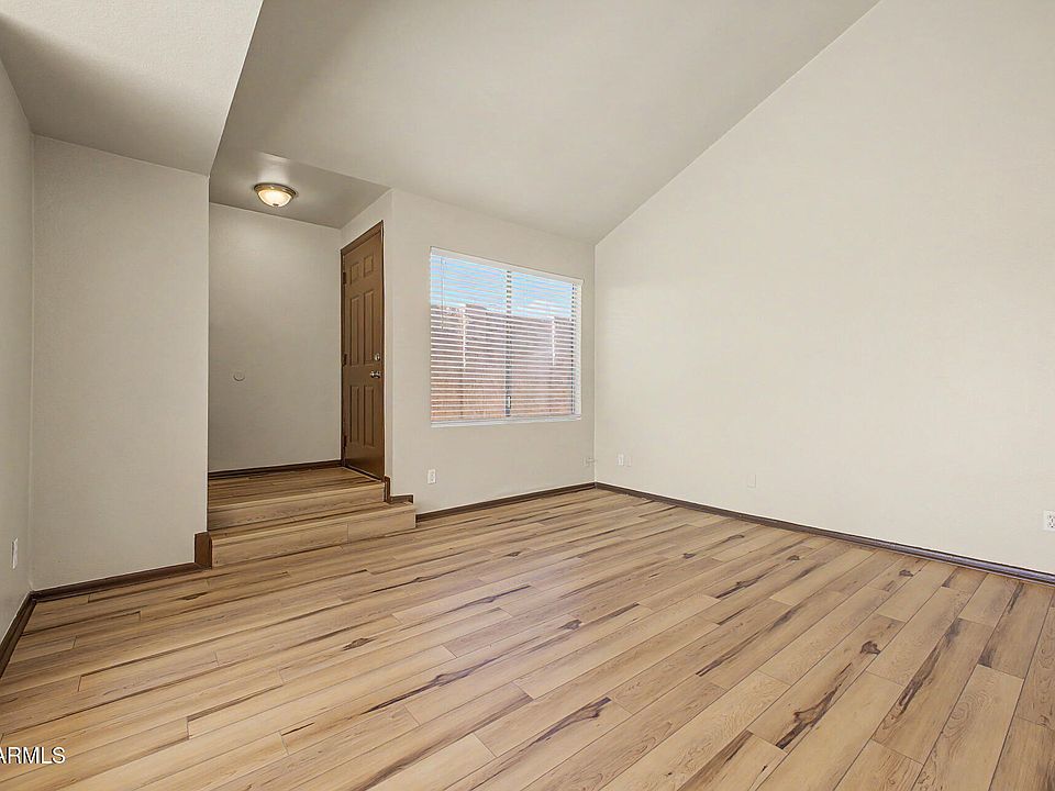 1st image of 826 S CASITAS Drive #B