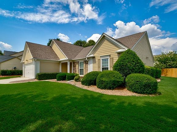 3rd image of 7360 Braelocke Ct