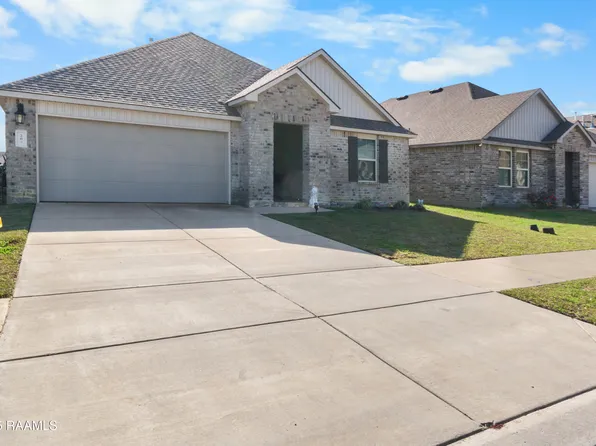 204 White Pine Dr, Lafayette, LA 70501