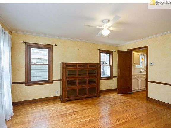 4th image of 1440 W 73rd St