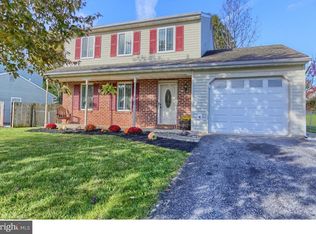 848 Evergreen St, Denver, PA 17517