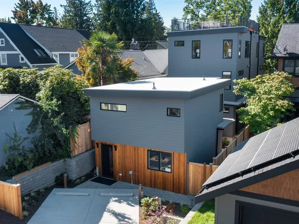 5718 Kirkwood Place N, Seattle, WA 98103