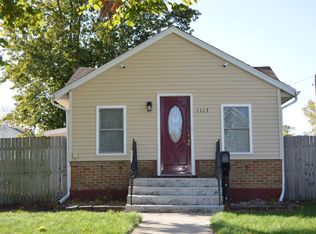 1113 Sycamore St, Ottawa, IL 61350
