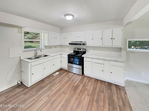 2nd image of 111 Fowler Dr
