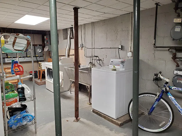 8619 Flower Ave #MIDDLE FLOOR — Photo 17