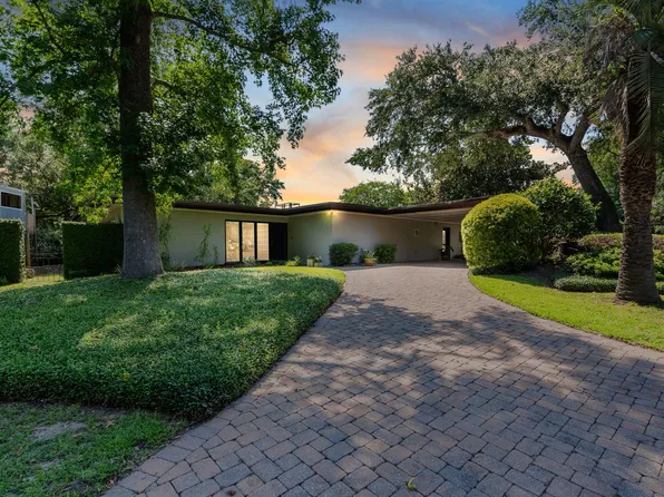 1935 S Trinity Dr, Charleston, SC 29407