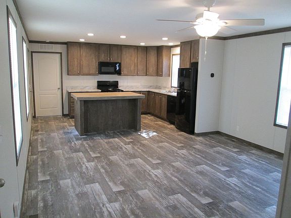 2nd image of 1139 Lincoln Ave Lot 34